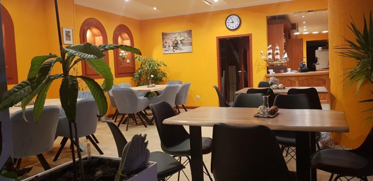 Hotel Ammerlaender Stuben Varel Kültér fotó